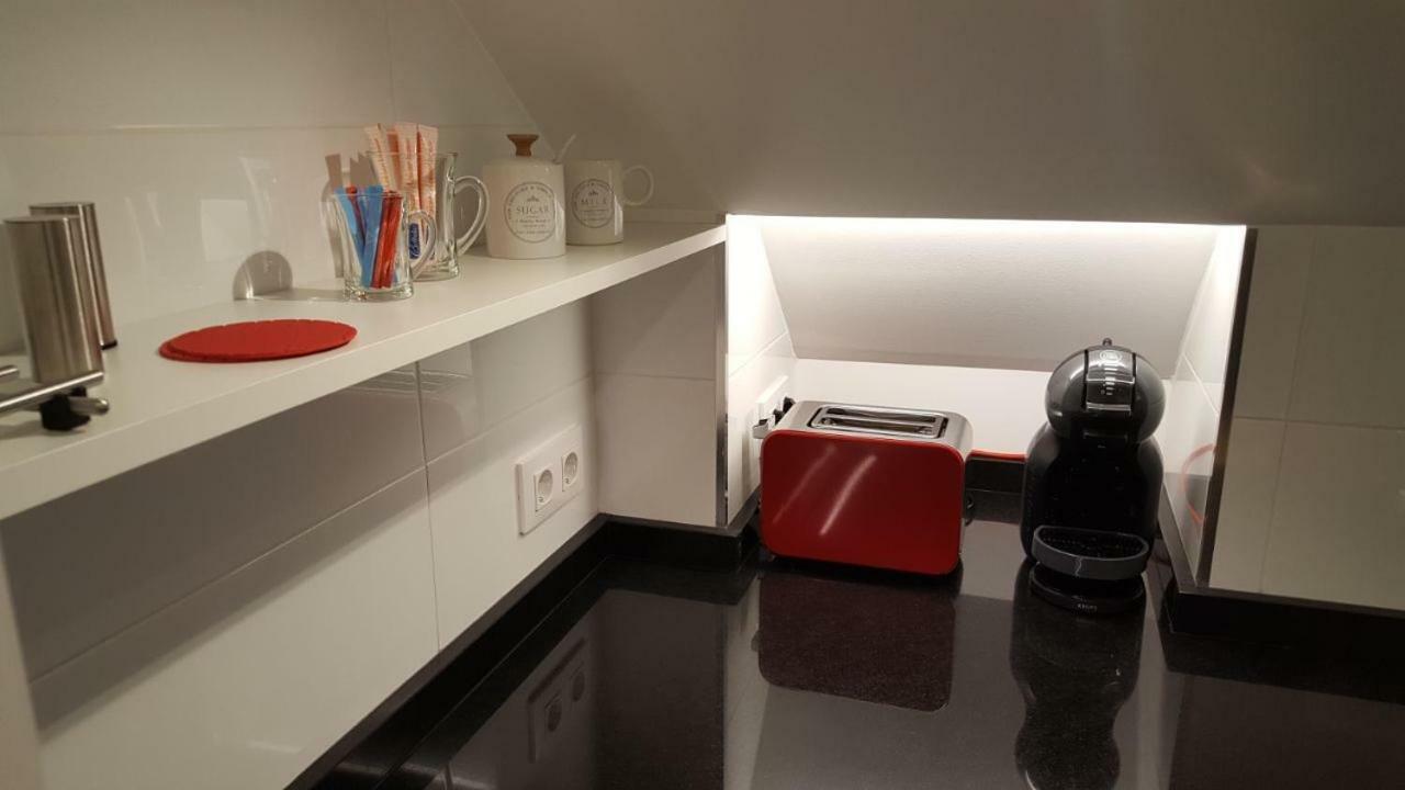 Estudio Atico Con Altillo Ourense Exterior photo