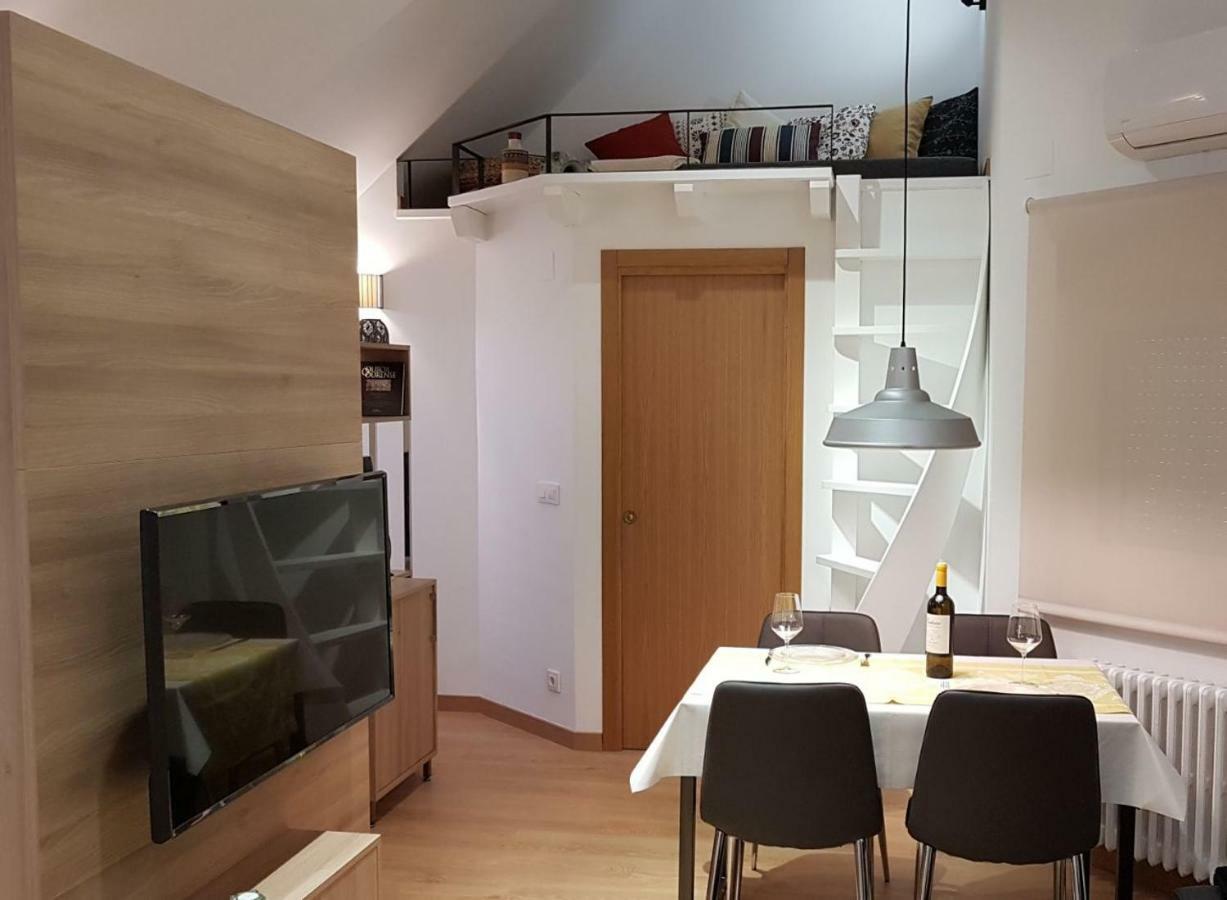 Estudio Atico Con Altillo Ourense Exterior photo