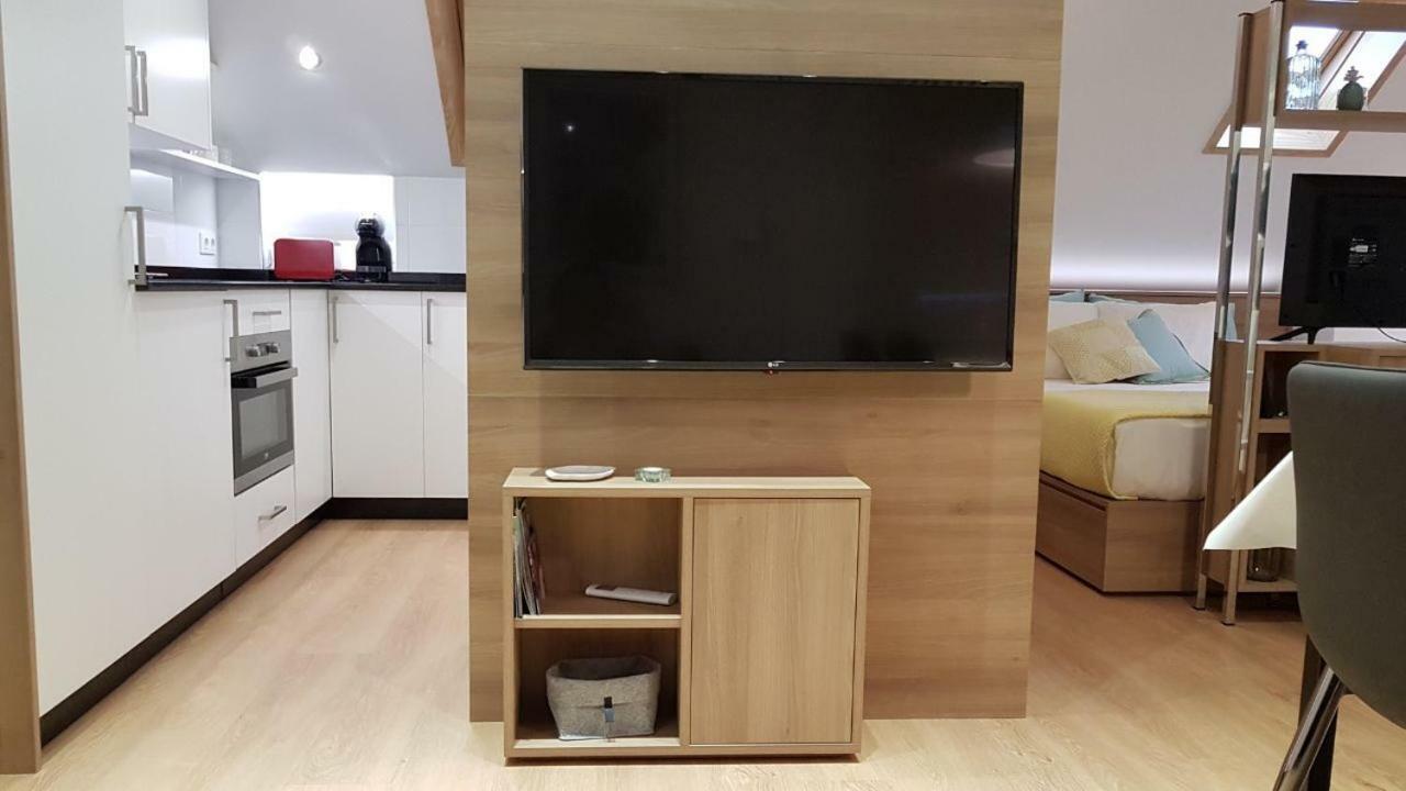 Estudio Atico Con Altillo Ourense Exterior photo